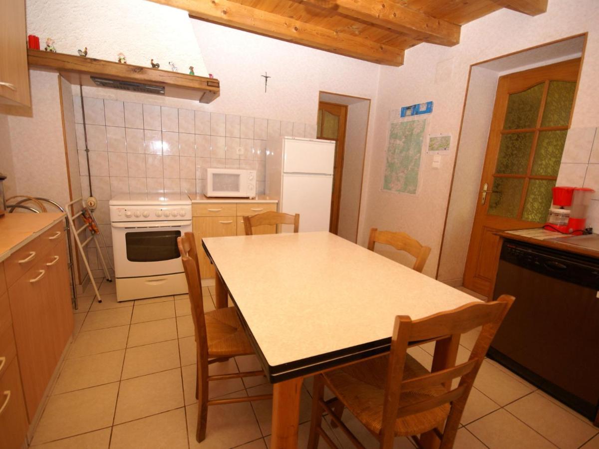 Spacious Holiday Home Near The Forest Esmoulieres Extérieur photo