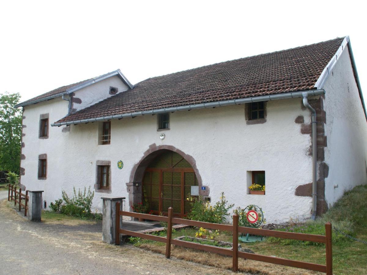 Spacious Holiday Home Near The Forest Esmoulieres Chambre photo